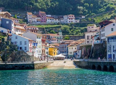 Cele mai frumoase orașe din Spania - Harbor of Cudillero