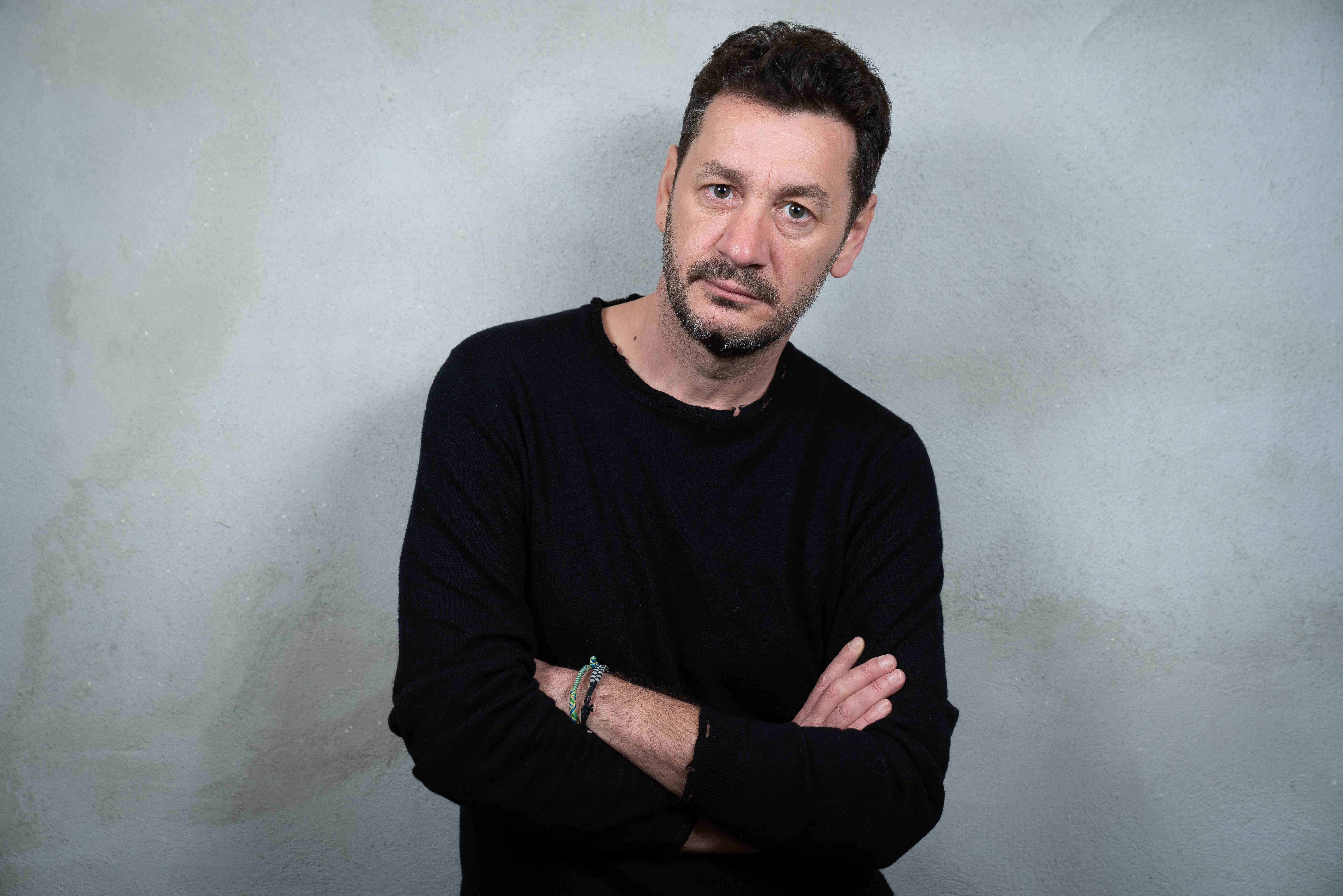 De la copilăria pe malul Nistrului la depresia din București și până la titlul de „creatorul telenovelelor românești”. Ce face acum regizorul Iura Luncașu?