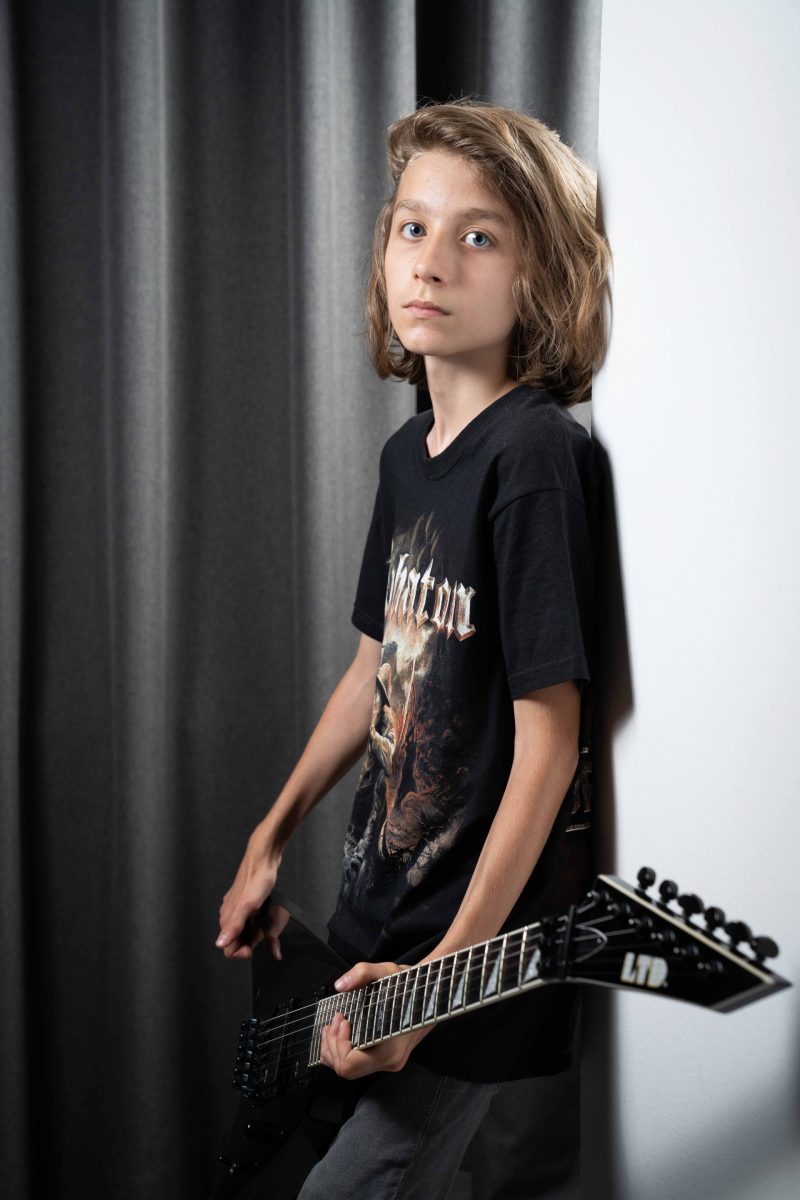 Psychologically Transcend Viva Metalist la 13 ani. Aventura lui Rareș, chitaristul trupei Blană Bombă, de  la Școala de Rock în căutarea unui babysitter, la deschiderea concertului  OCS, turnee și festivaluri de rock - LIFE.ro