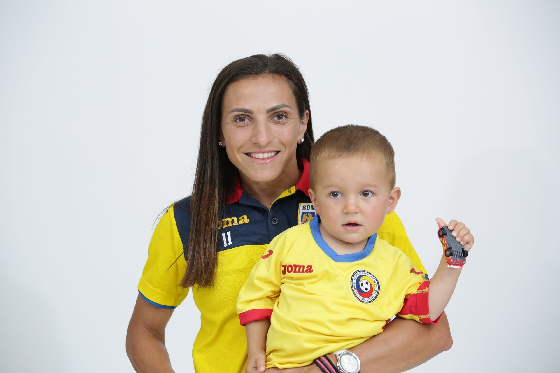 Florentina Olar Spânu, fotbalista din Constanța desemnată cea mai bună jucătoare din Danemarca. Cum e să reprezinți România la campionatele de fotbal feminin? Și cum e viața unei mame pe terenul de fotbal?