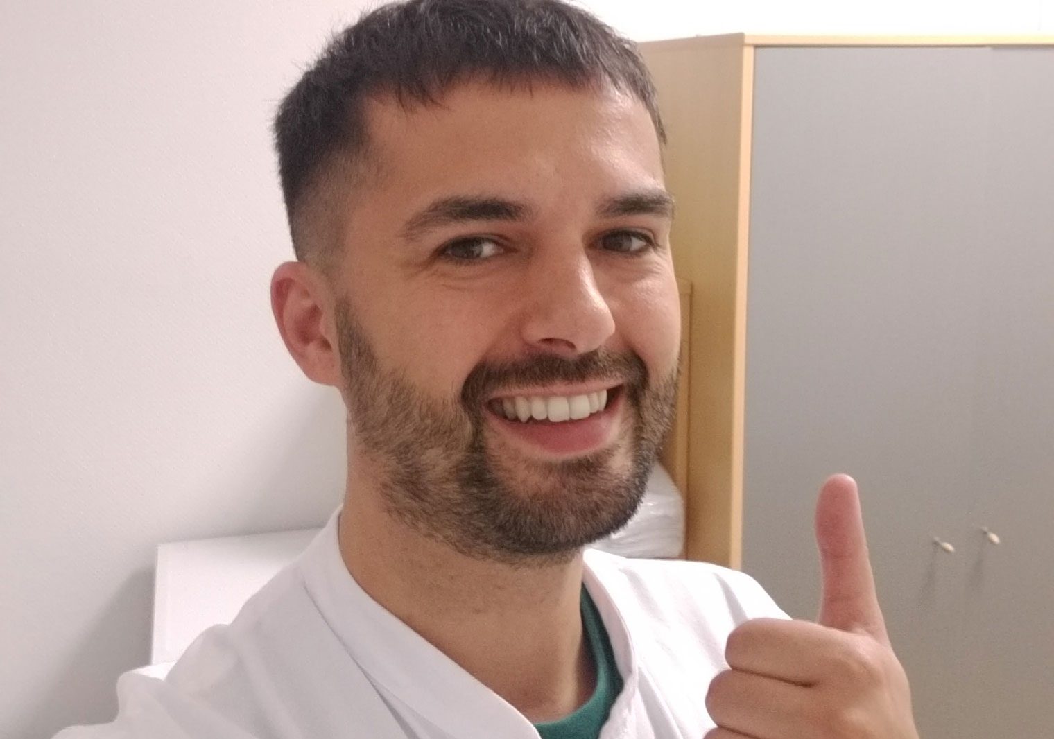 Soso, câștigătorul Big Brother, medicul care coordonează toată secția de urgență a unui spital din Germania în timpul pandemiei. Care este secretul Germaniei în lupta cu coronavirus și care e povestea reșițeanului ce-i tratează pe nemți?