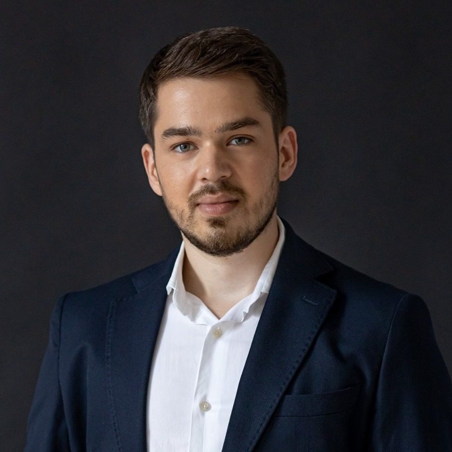 Cum sfidezi încercările vieții la numai 29 de ani? Matei Psatta, publicitarul ce și-a deschis un start-up în Coreea de sud și a trecut printr-o operație pe creier în vreme de pandemie