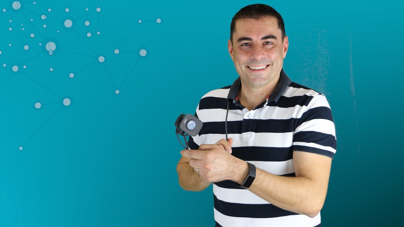 Cristian Lăcraru, profesorul de tech ce a brevetat un robot școlar