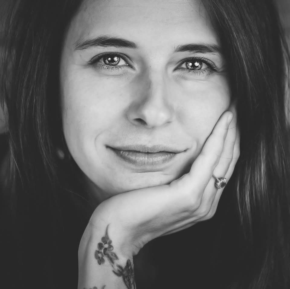 Loredana Kaschovits, antreprenoare, coordonatoarea Asociației Luthelo: „Dacă eu am reușit să plec cu un ghiozdan și doi copii mici de mână, nimic nu mă mai putea opri!”