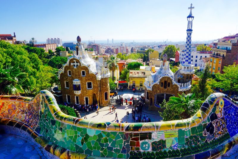 se lipi sutien Chip  14 locuri de vizitat în Barcelona. Sau cum să surprinzi frumusețea catalană  într-o excursie în orașul lui Gaudí - LIFE.ro