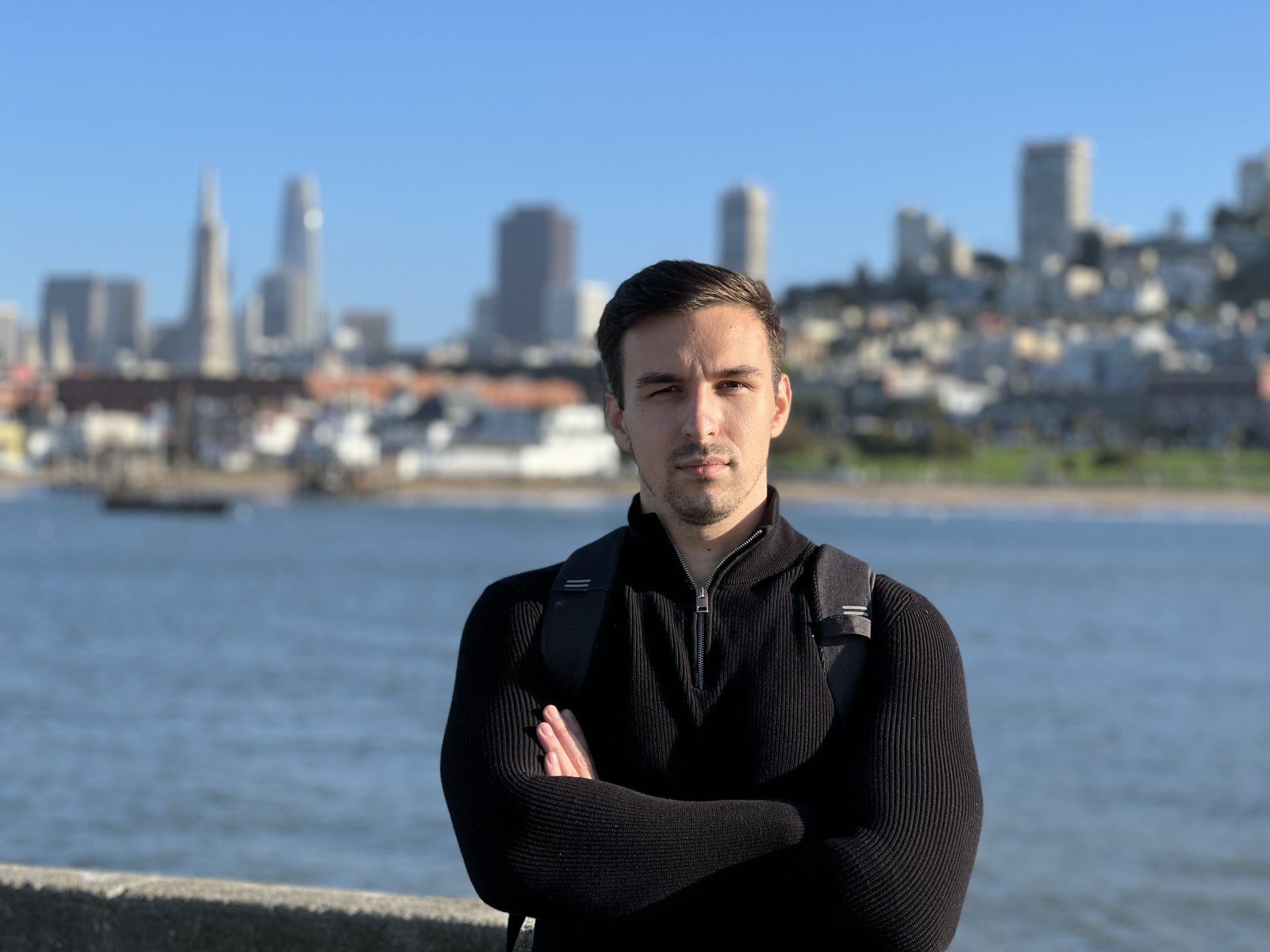Alexandru Panait, tânărul care vrea să facă „imposibilul posibil”, digitalizând toată administrația publică din România. Cum s-a transformat bullying-ul din copilărie în forța de a dezvolta tehnologia în fața căreia americanii se înclină