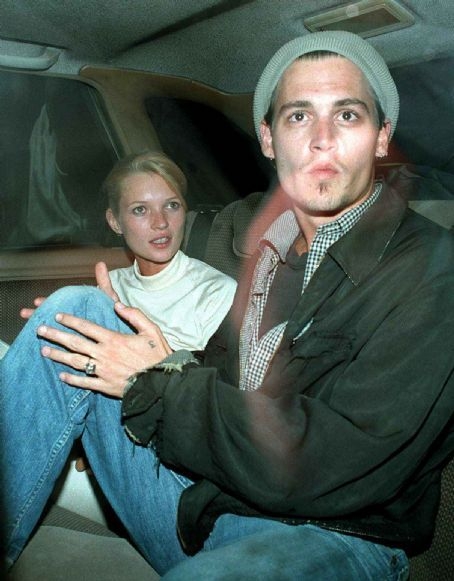 scandaluri viața lui Johnny Depp