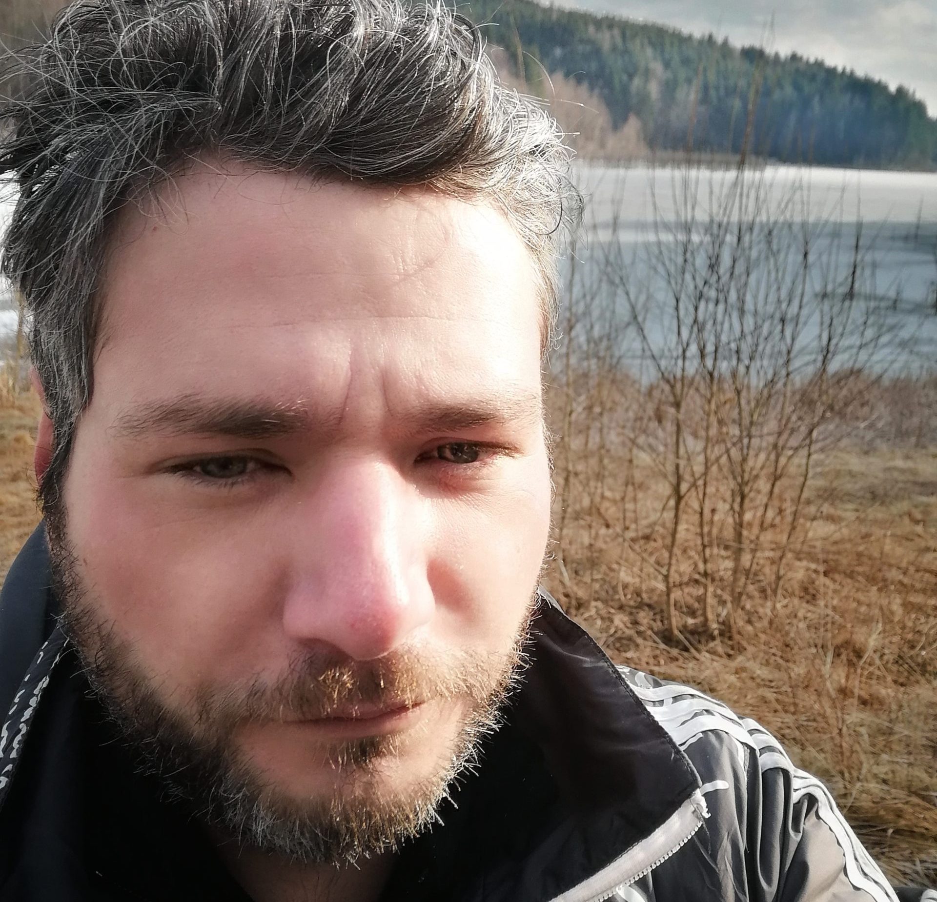 Fotograful care încearcă să surprindă România frumoasă, Alexandru Handrache: „Când ești pe coclauri așteptând răsăritul, ego-ul trebuie să rămână acasă pentru că realizezi că nu ești așa de important în fața frumuseții naturii”