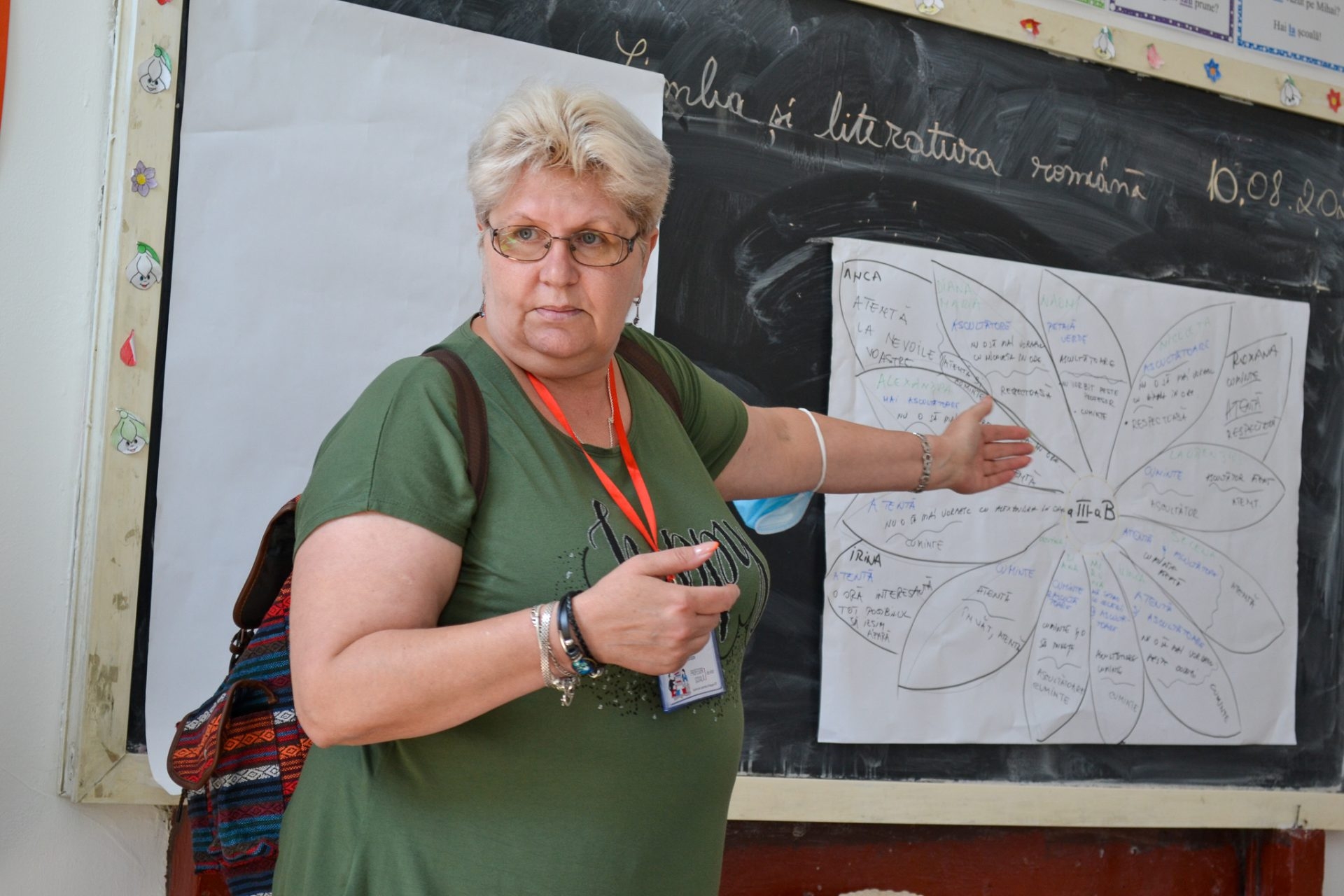 Adriana Magirescu, o mamă al cărei copil cu un diagnostic ostil a trimis-o la catedră și a făcut-o să lupte  pentru copiii cu dizabilități