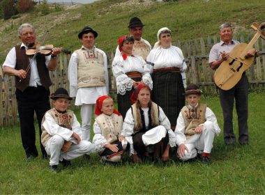 tradiții obiceiuri România