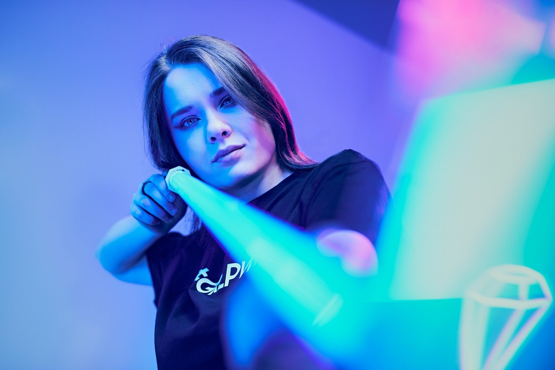 Povestea tinerei din Rădăuți, cea mai bună jucătoare din lume la Counter-Strike: la 9 ani, un cancer de piele i-a răpit mama și Ana Dumbravă a rămas fără persoana care a învățat-o să gândească așa cum fac campionii