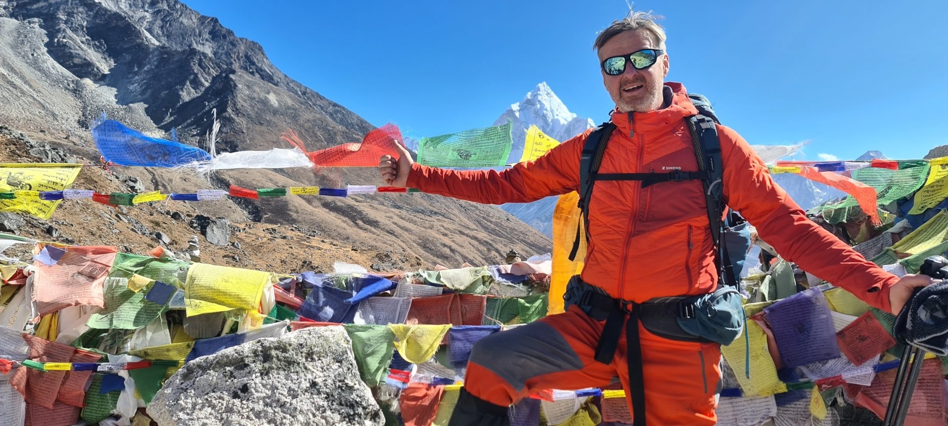 Din Nepal, în Columbia sau Peru: cine este Ștefan Adam, munțomanul îndrăgostit de aventură ce convinge zeci de oameni pe an să meargă cu el în cele mai teribiliste și frumoase excursii