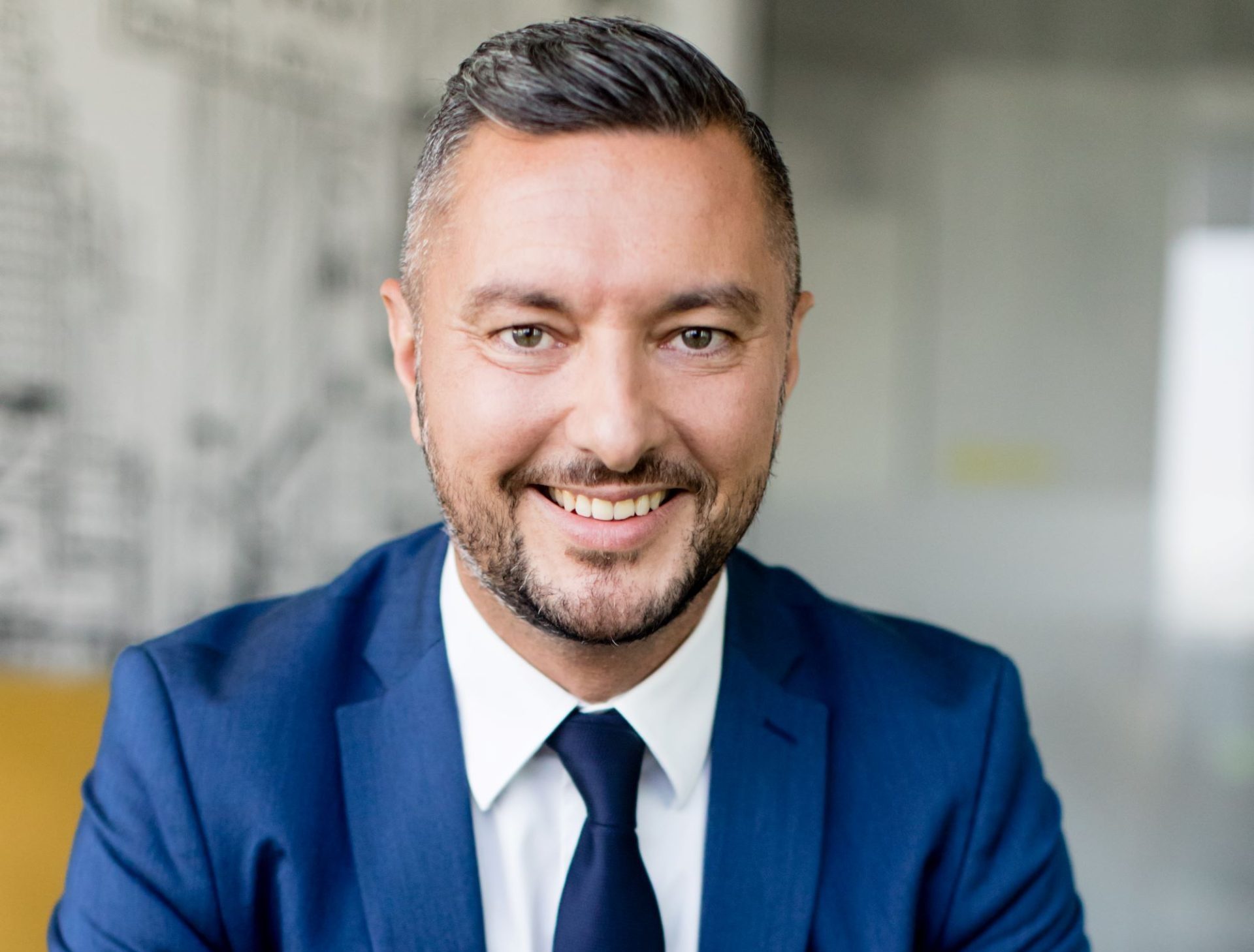 Peste 1 miliard de euro în produse de investiții: cu ce se diferențiază serviciile de private banking Raiffeisen Bank