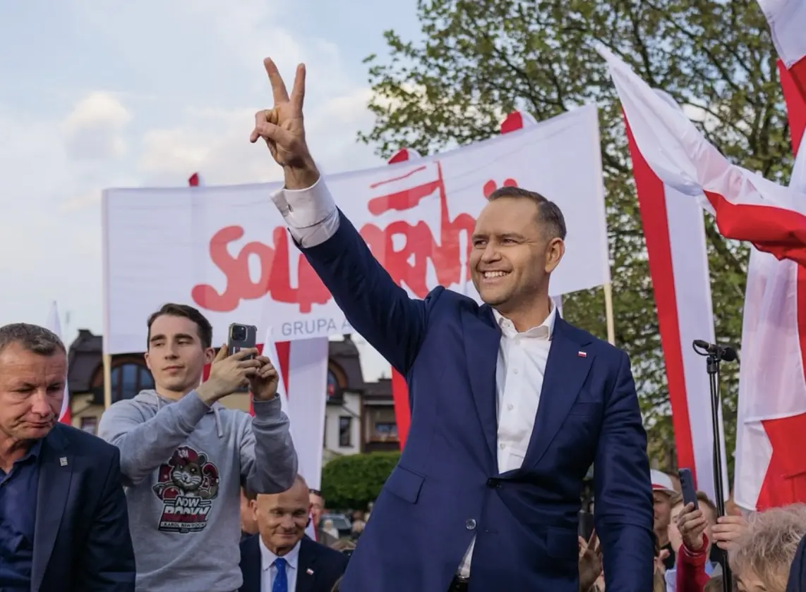 Cine este Karol Nawrocki, noul președinte al Poloniei: de la istoric și boxer la simbol al dreptei conservatoare