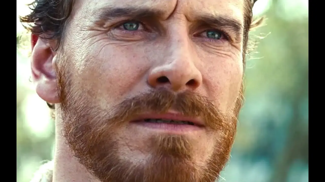 Viața actorului Michael Fassbender: de la băiat de altar, la poștaș, până la actor de succes și pilot în cursa de la Le Mans