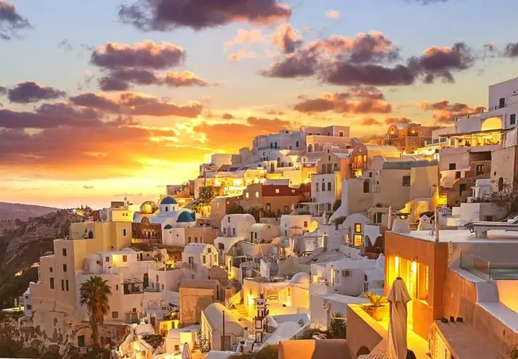 Ghid complet pentru un road trip prin Grecia – rute, costuri și cazări care merită