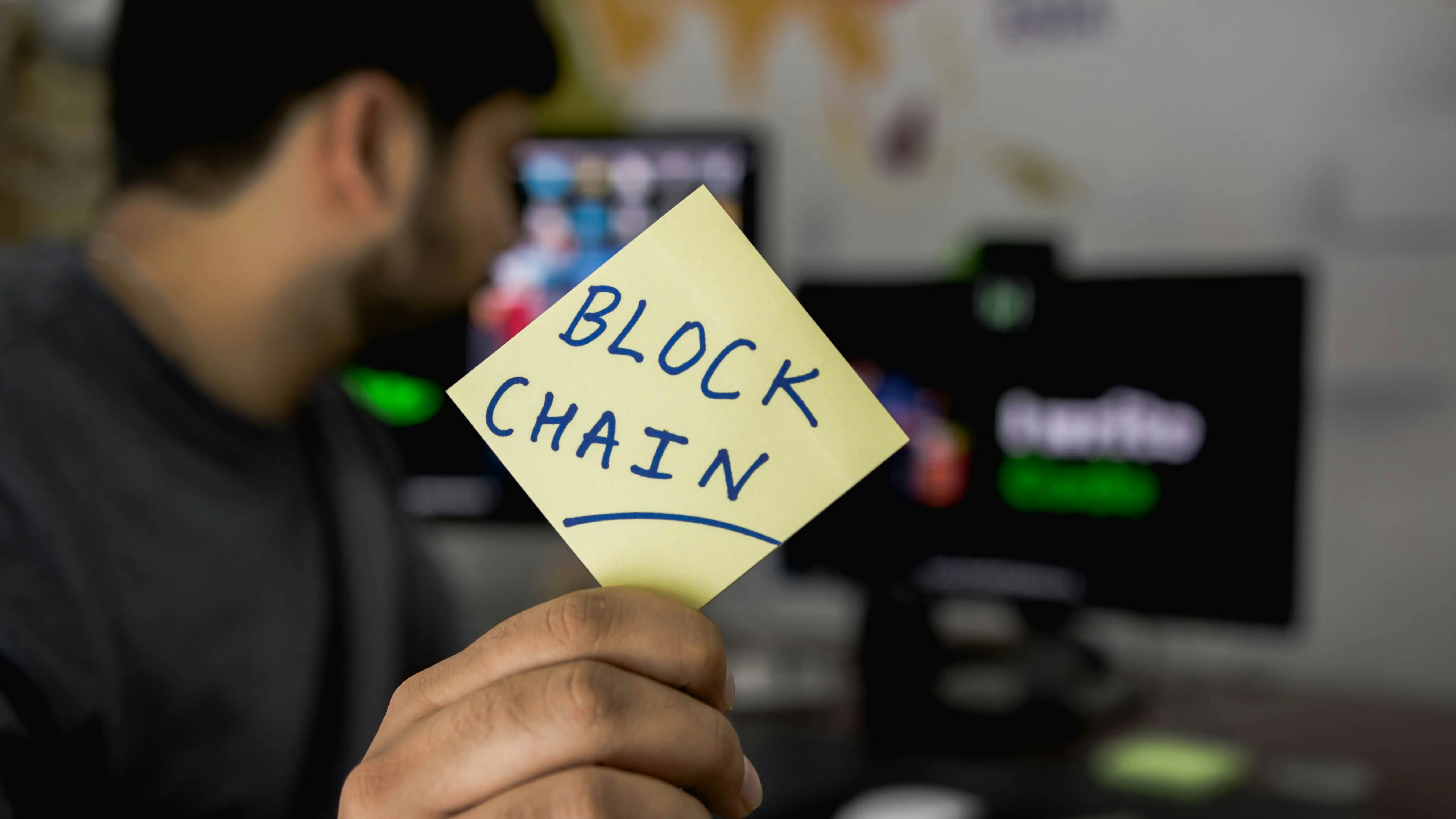 Încrederea în cod: Cum îți influențează Blockchain-ul încrederea