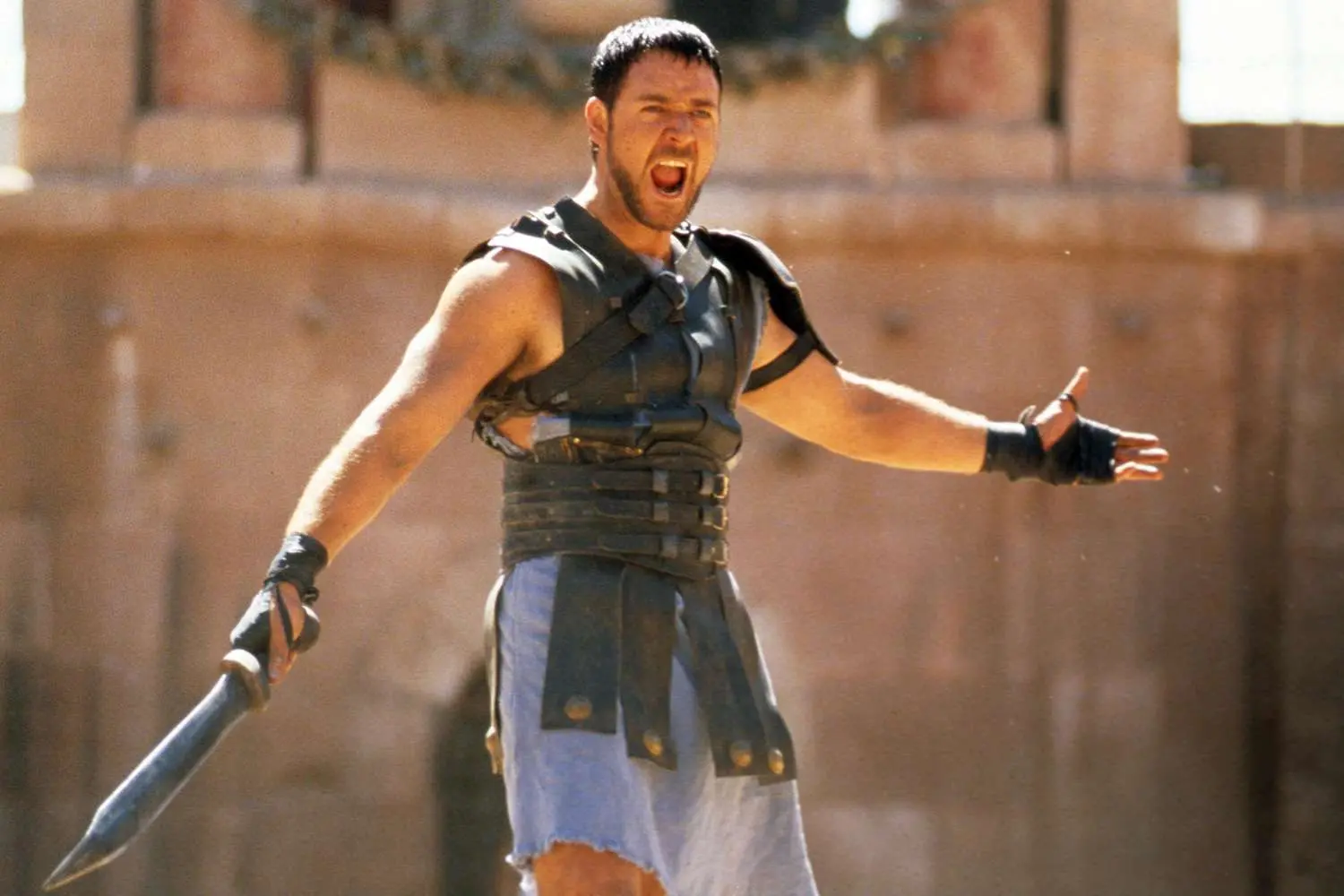 Viața lui Russell Crowe: „Gladiator”, FBI și al-Qaeda, fermier și simbol