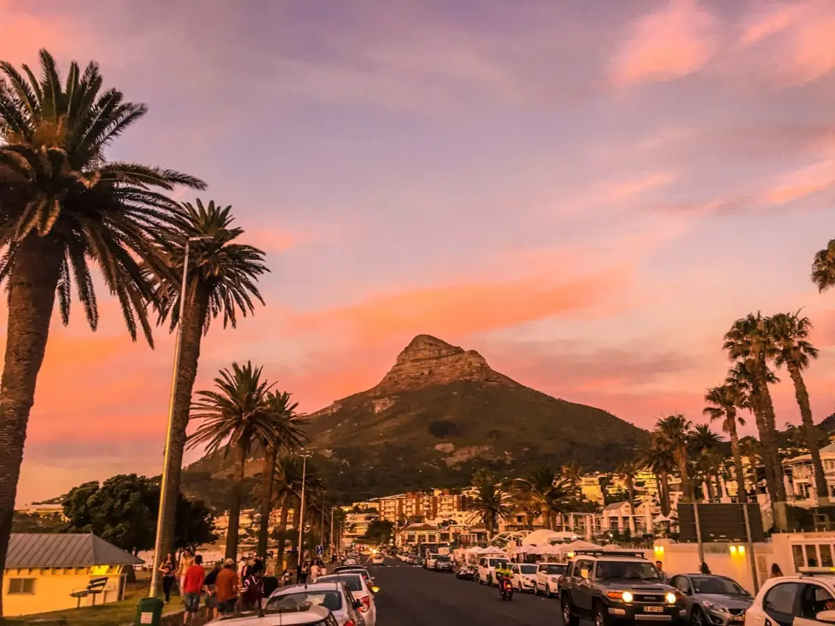 Viața în Cape Town: vinuri, safari și diferențele uriașe dintre bogăție și sărăcie