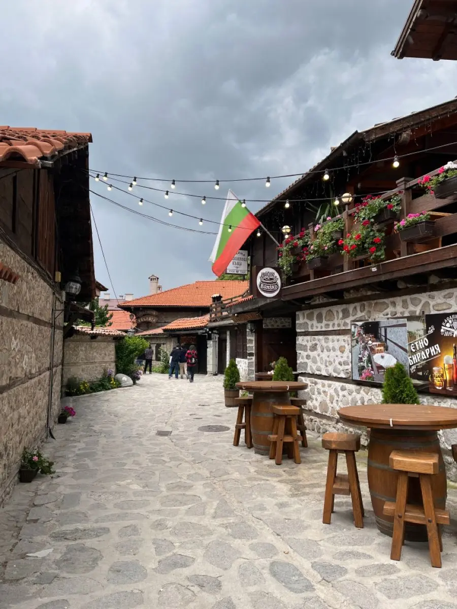 Viața în Bulgaria – între tradiție, Marea Neagră și transformările unei țări vecine