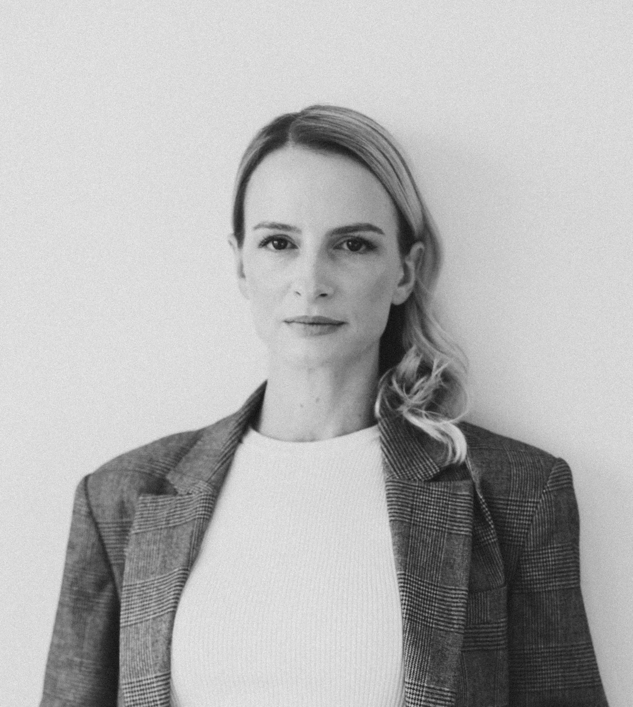 Nicoleta Hâncu despre sindromul impostorului, frică, libertate și iubire: „Vrei să fii tu, să fii autentic, imperfect, dar, dacă cine ești tu, nu e pe placul oamenilor, ce faci?”