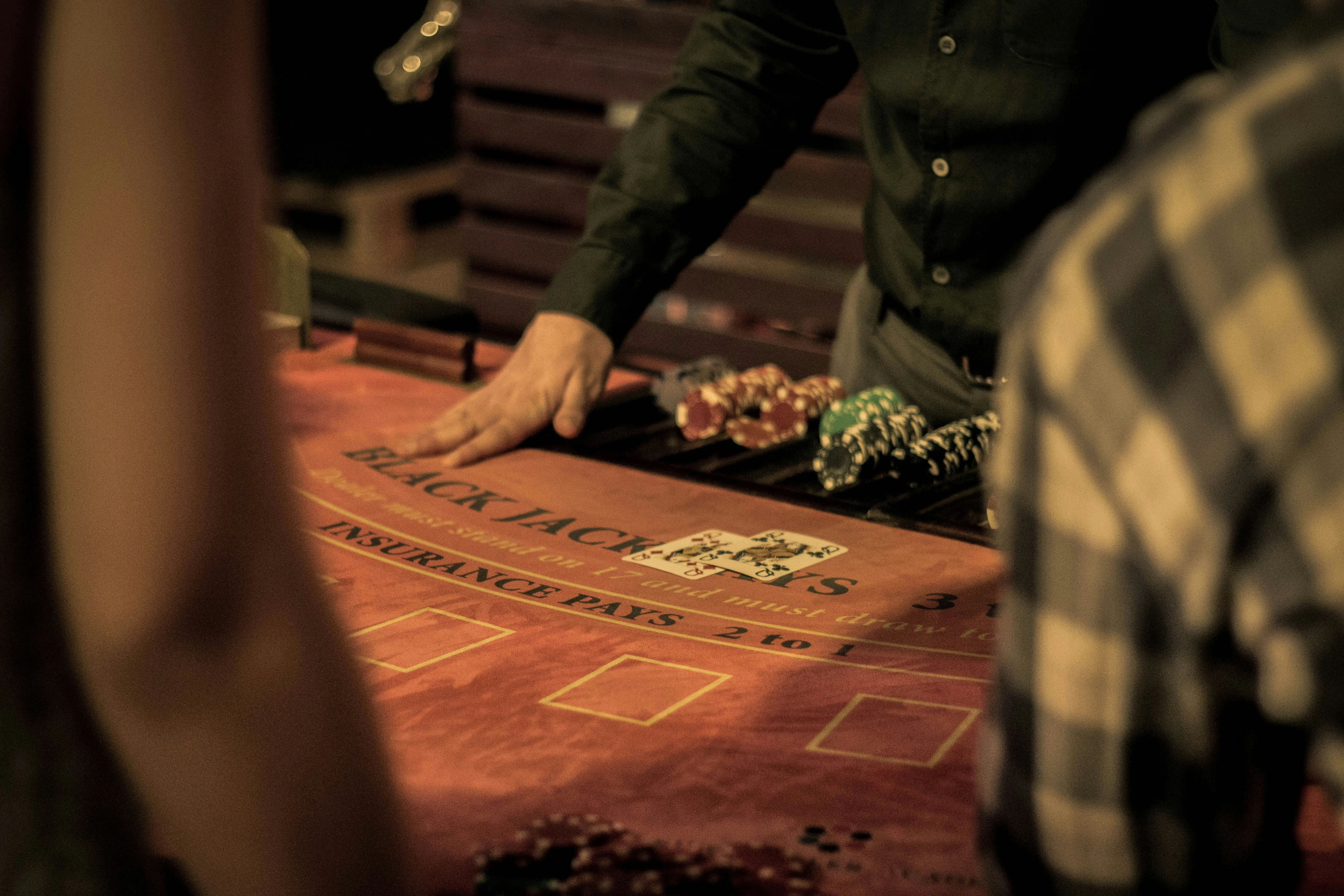 Probabilitate și șansă la blackjack – ce trebuie să știi