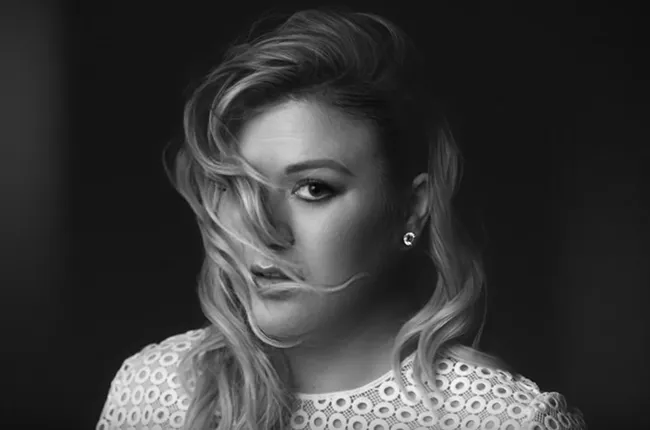 Viața lui Kelly Clarkson