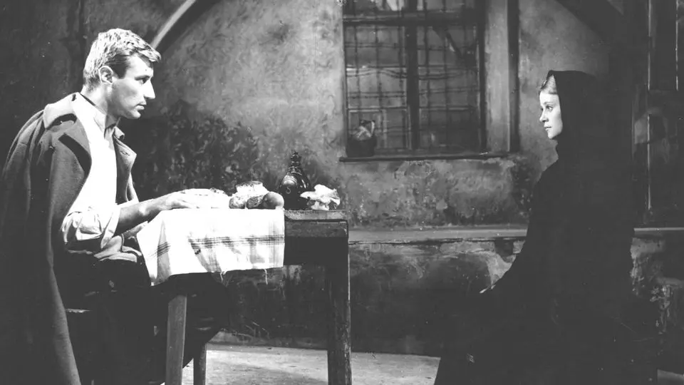 Cele mai bune filme vechi românești: 10 recomandări care ne amintesc cine suntem