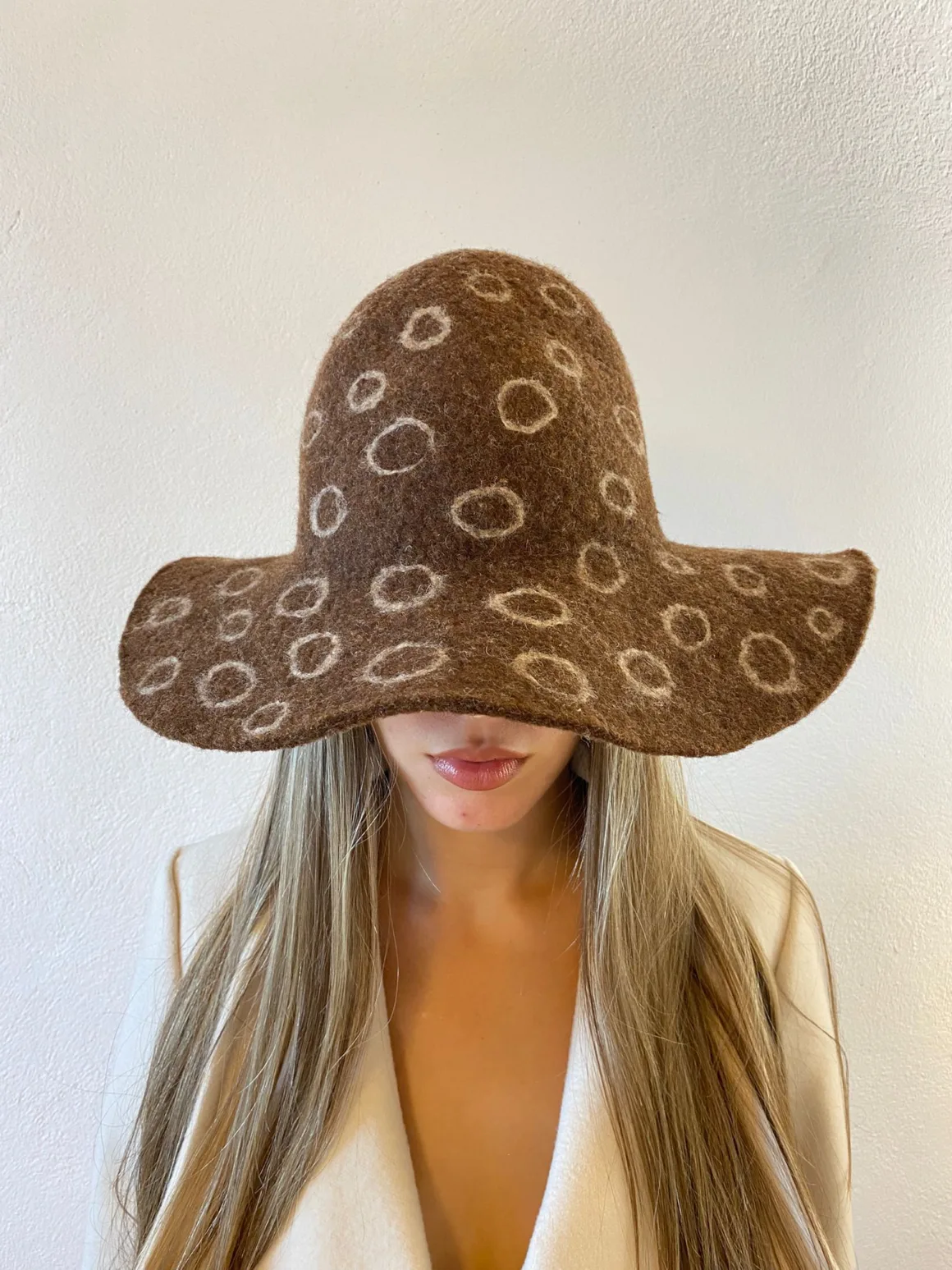 Csilla Manolatos