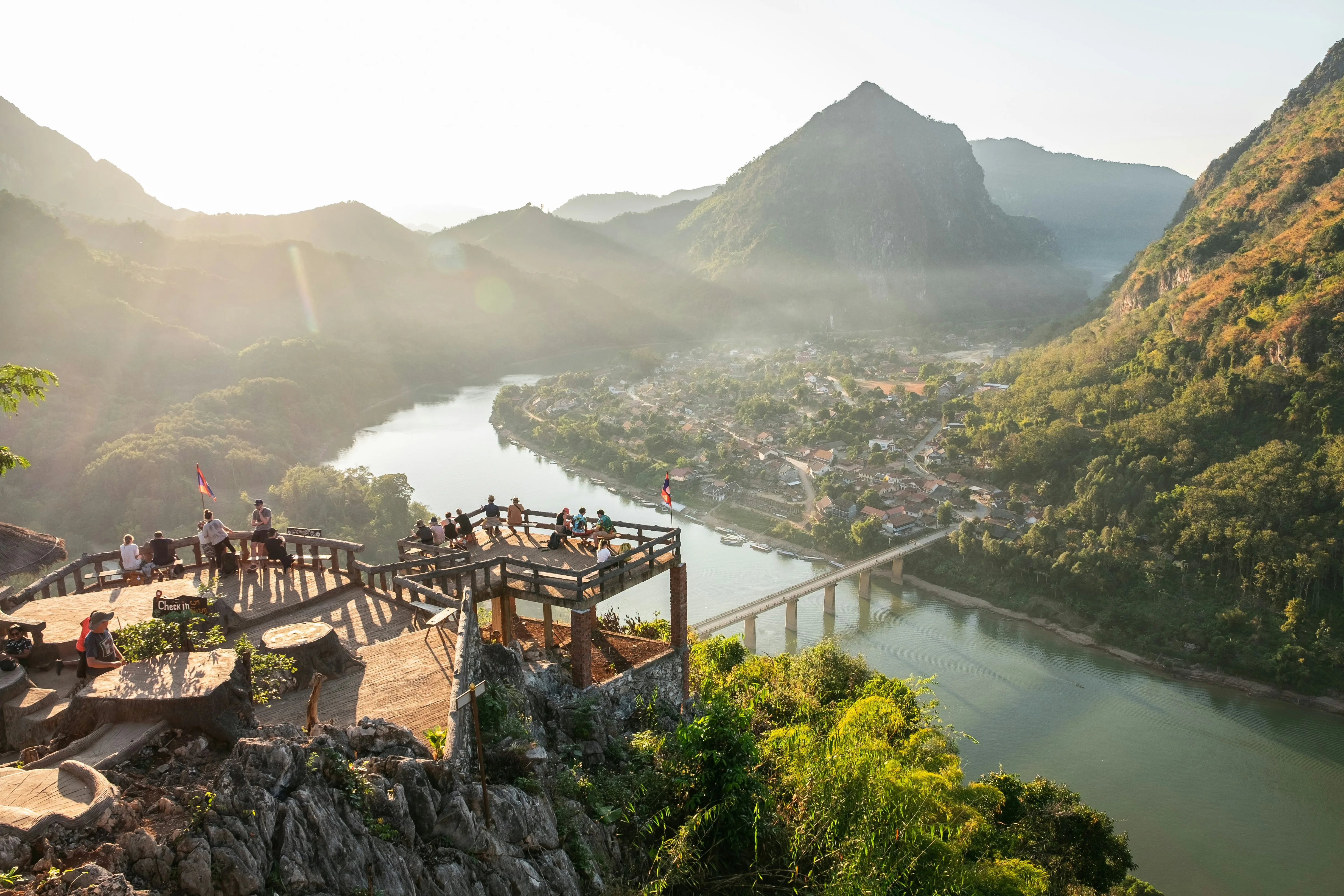 Viața în Laos: cum este traiul zilnic într-una dintre cele mai liniștite țări din Asia de Sud-Est