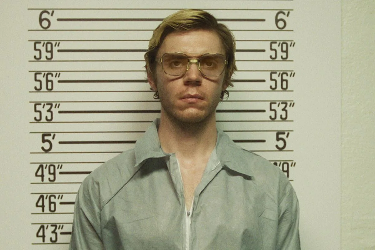 Viața lui Evan Peters: de la „American Horror Story”, la „Dahmer”