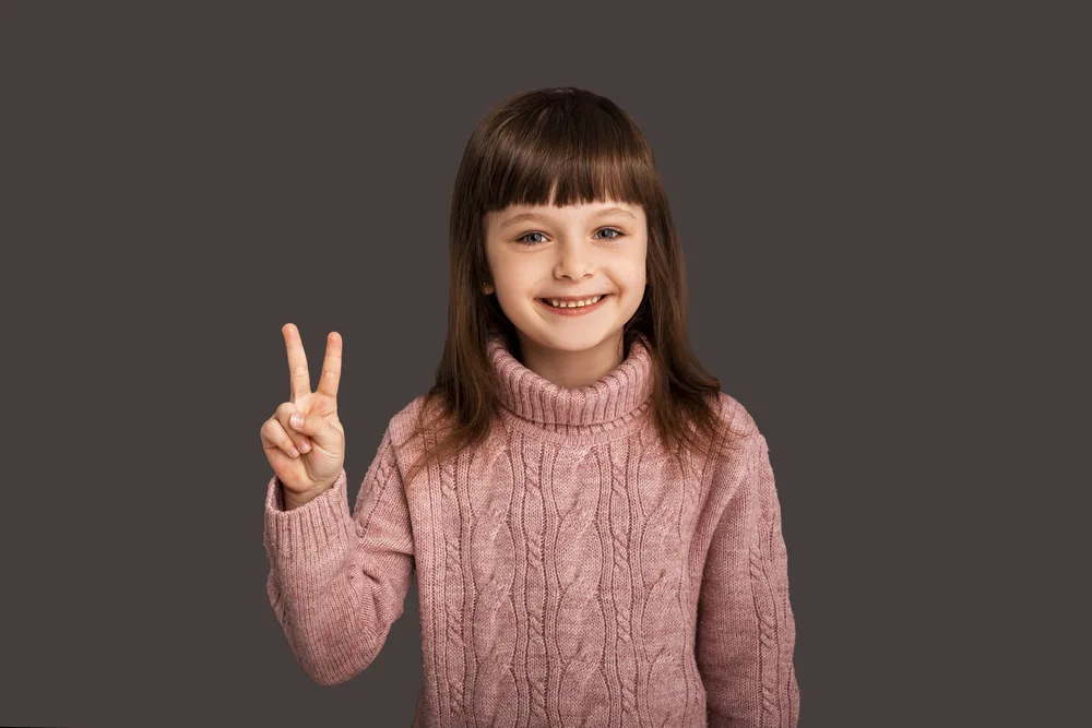 Sindromul copilului bun: ce se ascunde în spatele copiilor care nu spun niciodată NU