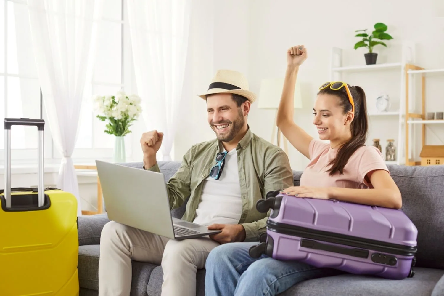 Sejur charter vs. cursă regulată: ce alegi pentru o vacanță fără bătăi de cap?