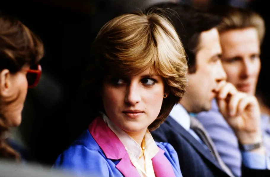 Cele mai memorabile ținute ale Dianei, Prințesa de Wales, la 29 de ani de la dispariția ei