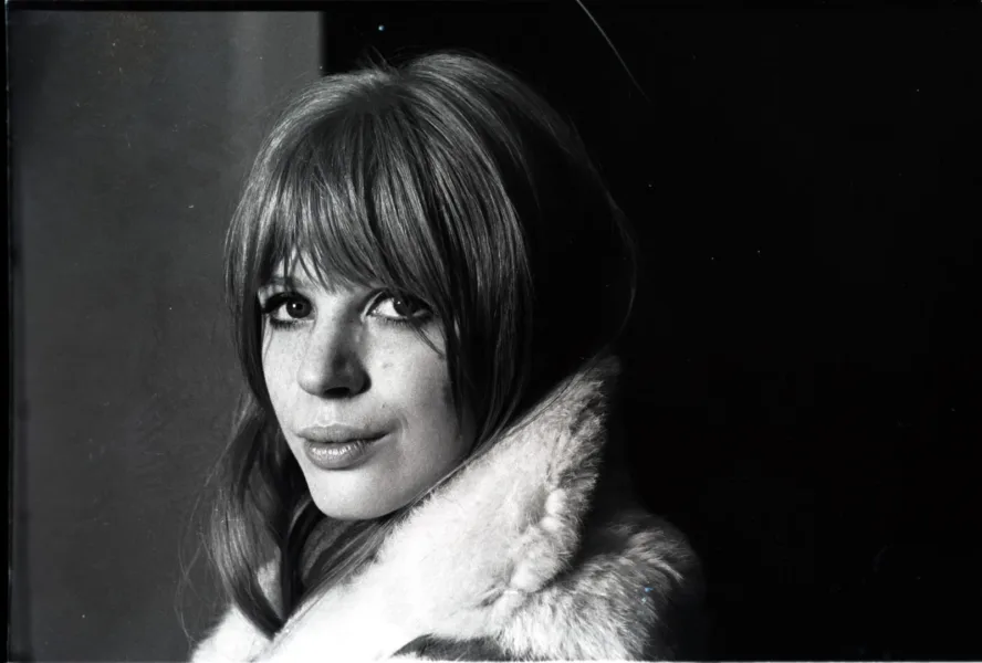 Marianne Faithfull sau inocența rock’n’roll