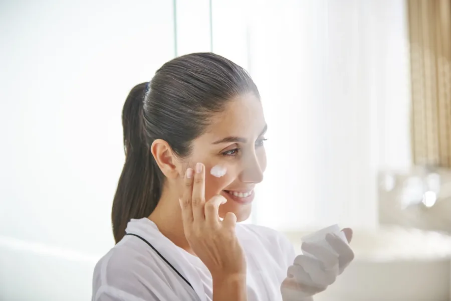 Cleansing balm: ce balsamuri să folosești dacă tenul tău se simte uscat după demachiere
