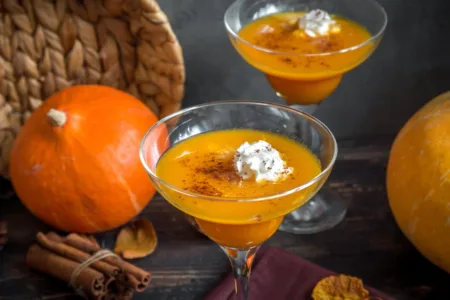 Pumpkin pie martini, cocktailul de care nu știai că ai nevoie toamna asta