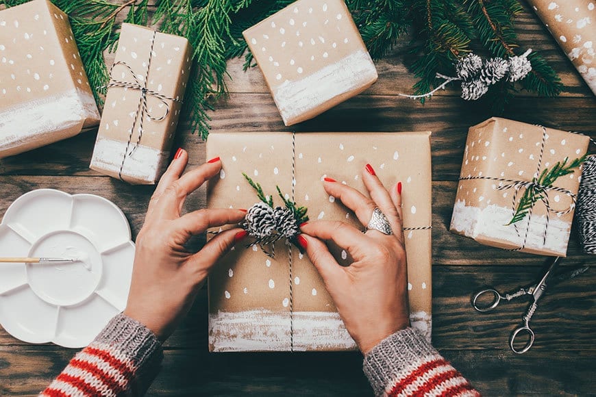 5 moduri creative a împacheta cadourile de Crăciun - LIFE.ro
